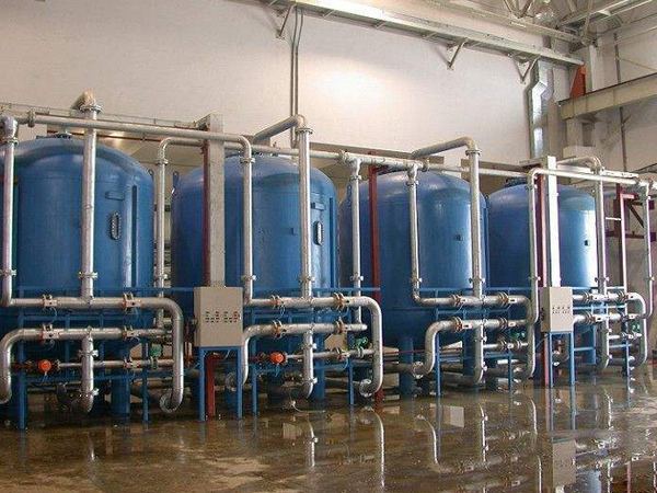 在選擇多介質(zhì)過(guò)濾器時(shí)有哪些注意要點(diǎn)？